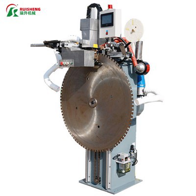 Deimantinio segmento suvirinimo aparatas